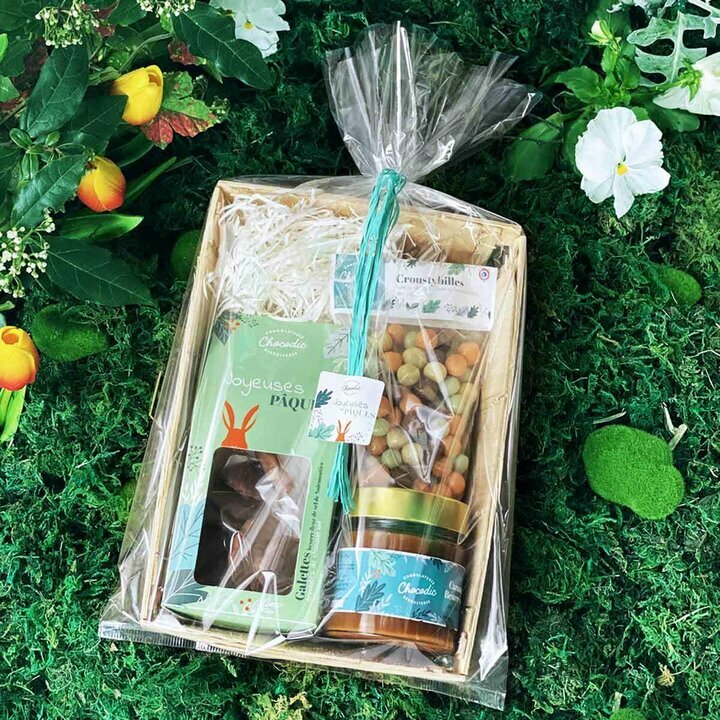 Bourriche emballe et produits personnaliss pour Pques