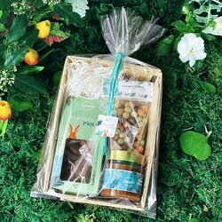 Bourriche emballe et produits personnaliss pour Pques