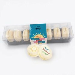 Coffret de macarons personnaliss  l'intention du matre