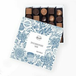 Coffret personnalis avec votre texte de chocolats fins faibles en sucre