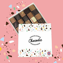 Coffret ouvert de chocolats fins