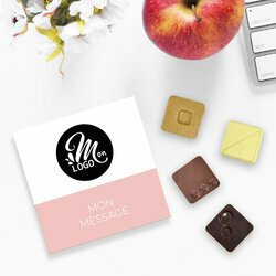 Carr de 9 chocolats Couleur Rose
