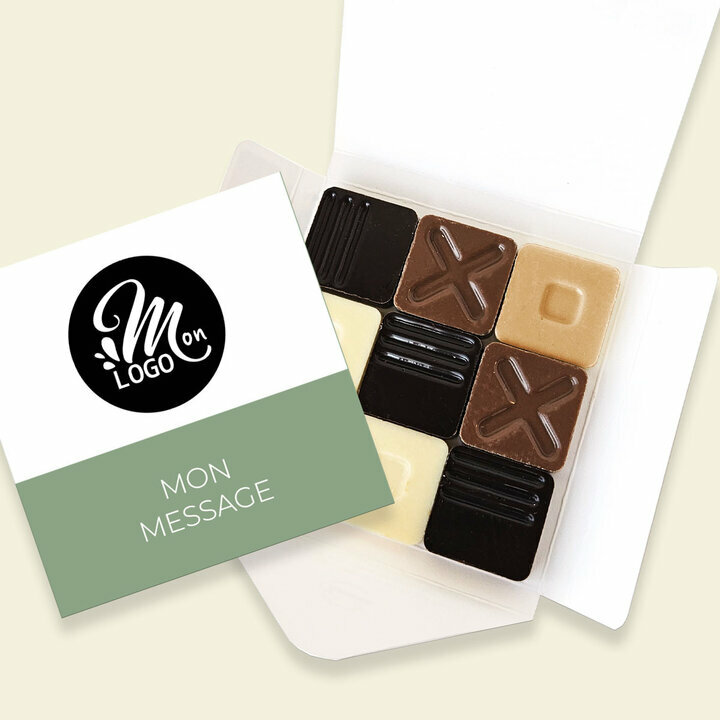 Carr de 9 chocolats Couleur Vert Eau coffret ouvert