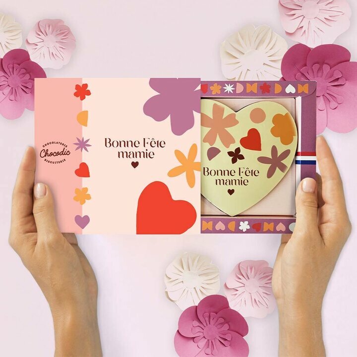 Coffret Maxi Coeur Personnaliss pour la Fte des Mamies