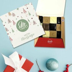 Carr de 16 chocolats design Sapin 2024