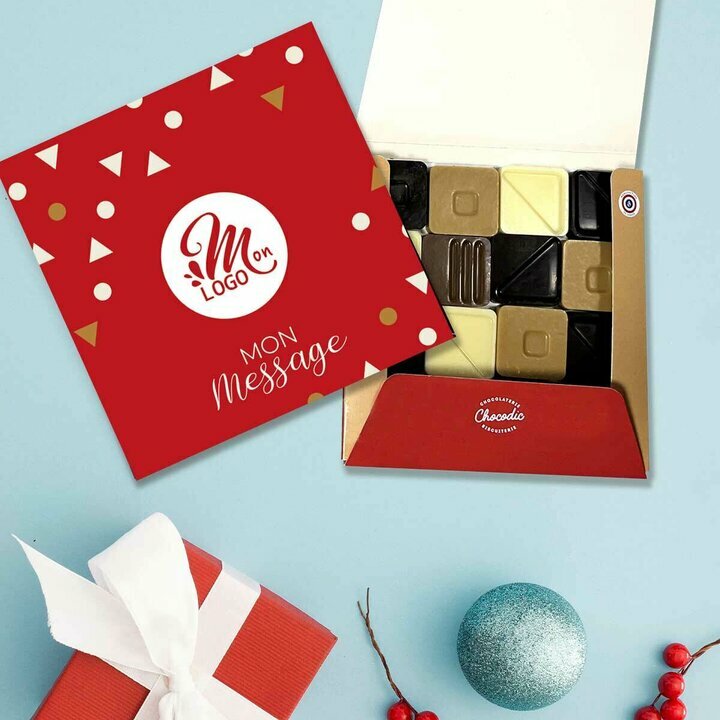 Carr de 16 chocolats design Triangles