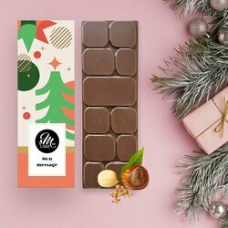 Tablettes de Chocolat Noir clats de noisettes modle gomtrie