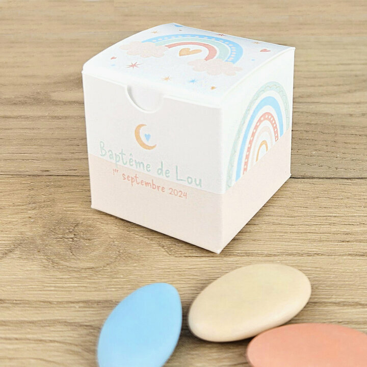 Boite  drages cube Petit Modle ''Arc-en-ciel'' personnalise Texte