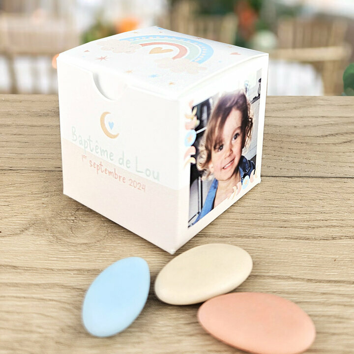 Boite  drages cube Grand Modle ''Arc-en-ciel'' personnalise Photo et Texte