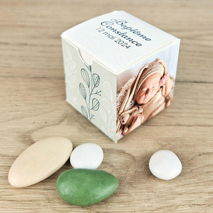 Boite  drages cube Petit Modle ''Eucalyptus'' personnalise Texte et Photo