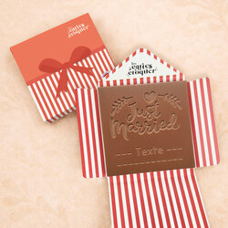 Carte à Croquer - Modèle Just Married Carte à Croquer - Modèle Just Married Chocolat Lait Enveloppe Modèle Cadeau