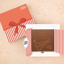 Carte � Croquer - Mod�le Guitare Chocolat Lait Coffret Mod�le Cadeau