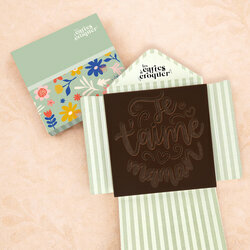 Pr�te � Croquer - Mod�le Je t'aime Maman Chocolat Noir Enveloppe Fleurs
